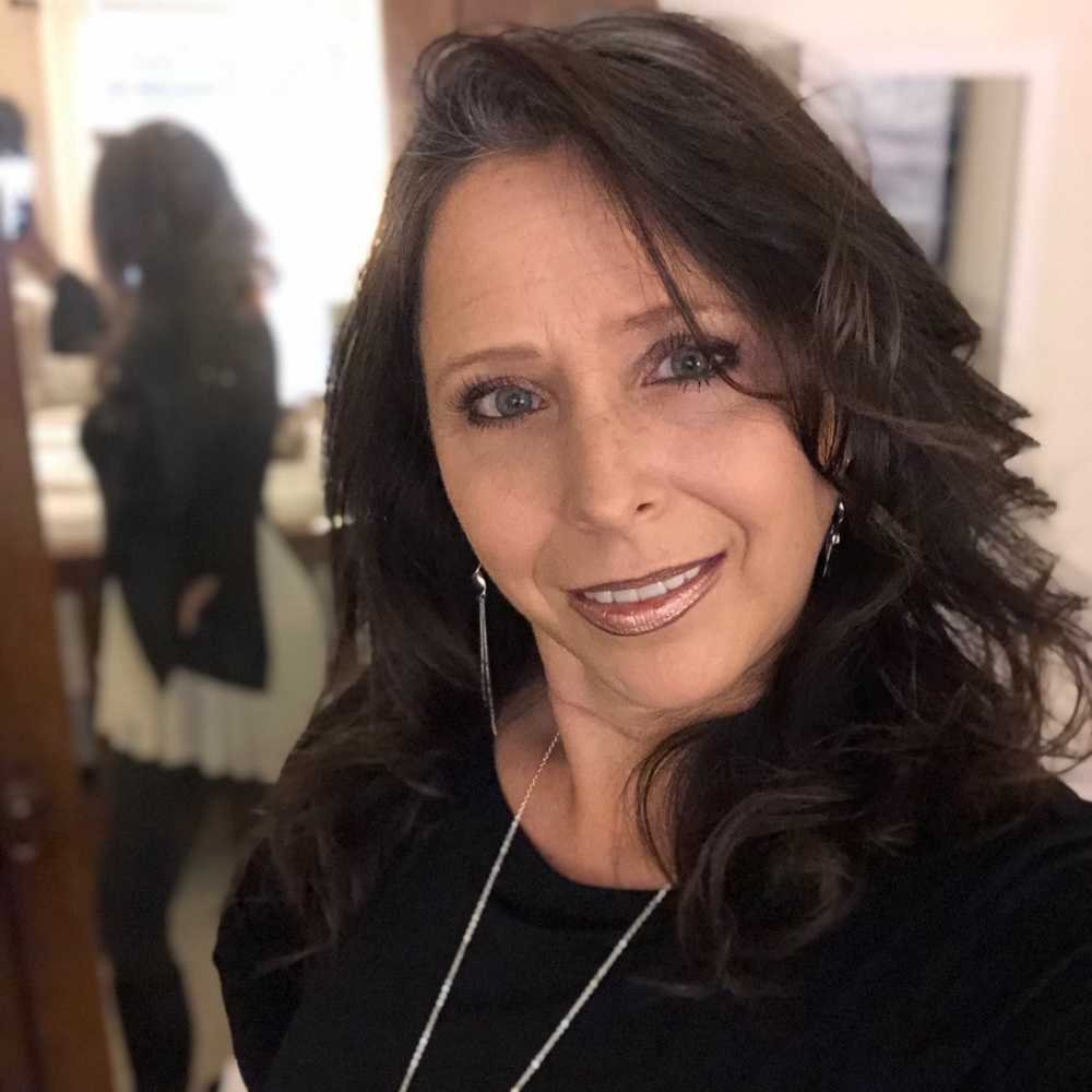 Meet your Posher, Toni